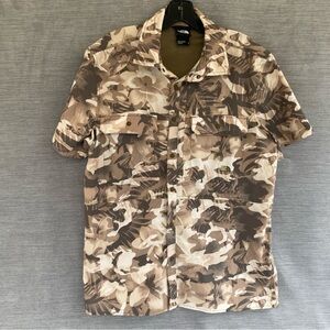The North Face Sniktau Tropical Camo Sun Shirt